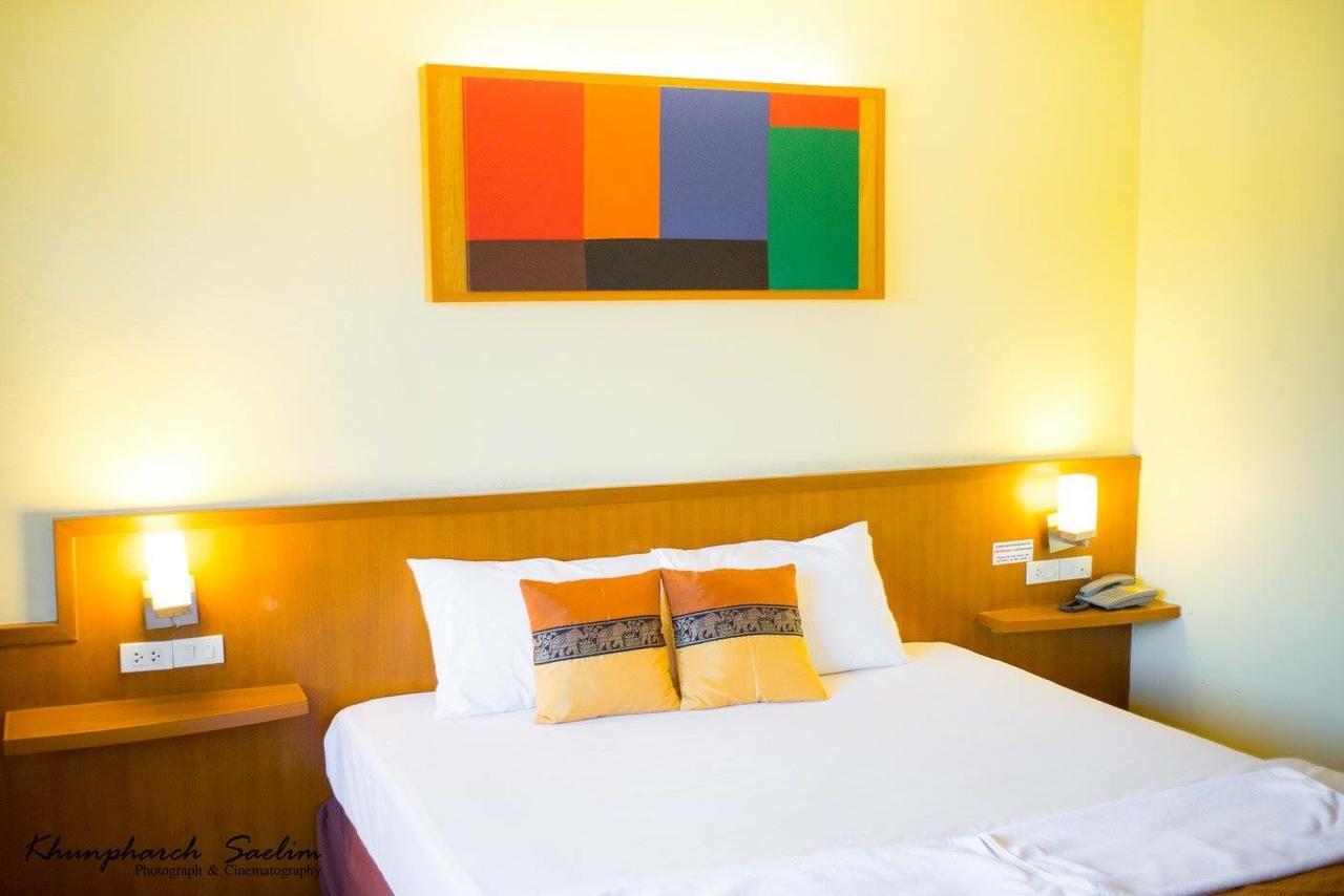 The Lephant Hotel Surat Thani Ngoại thất bức ảnh