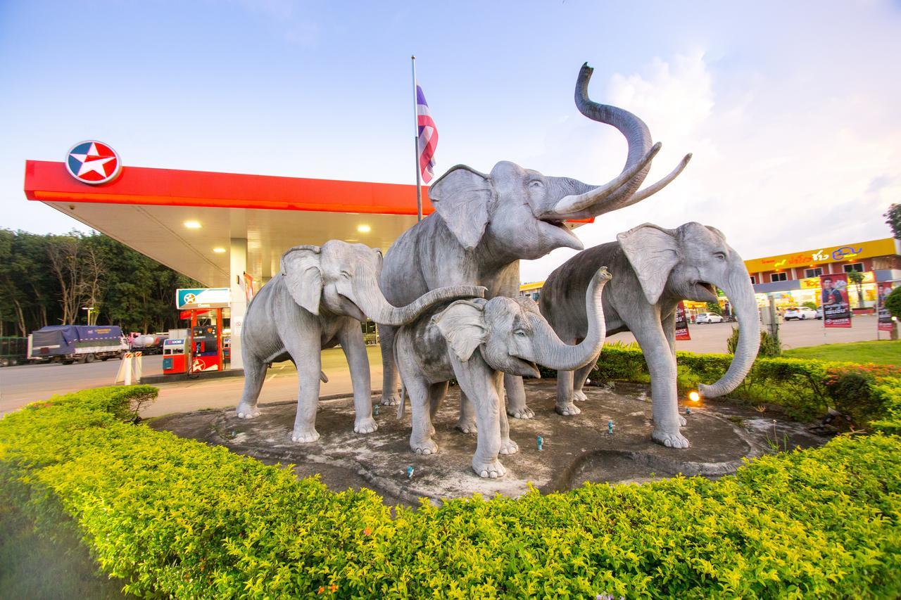 The Lephant Hotel Surat Thani Ngoại thất bức ảnh