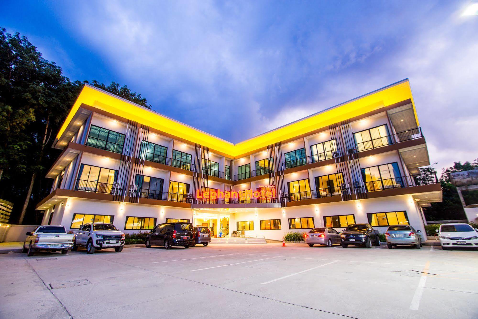 The Lephant Hotel Surat Thani Ngoại thất bức ảnh